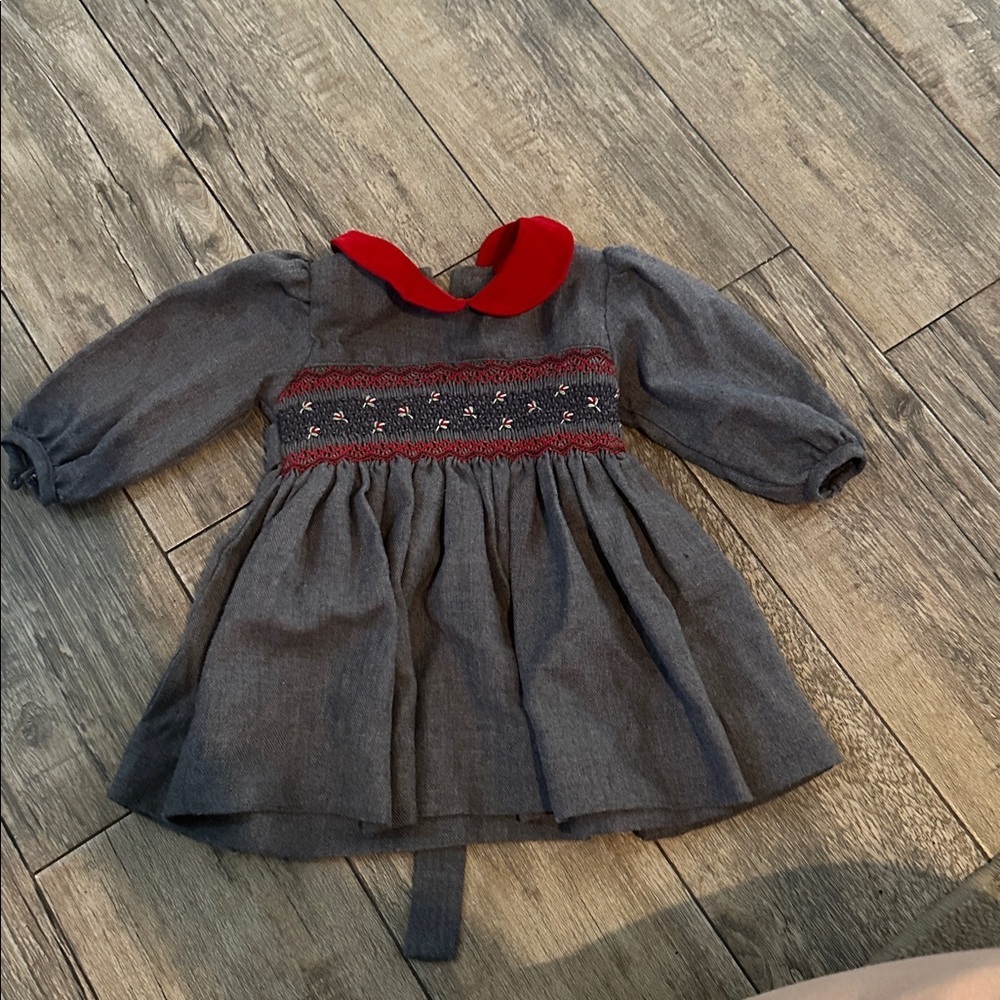 Carriage Boutique Perfect smocked holiday dress baby girl 6 mths grey velvet